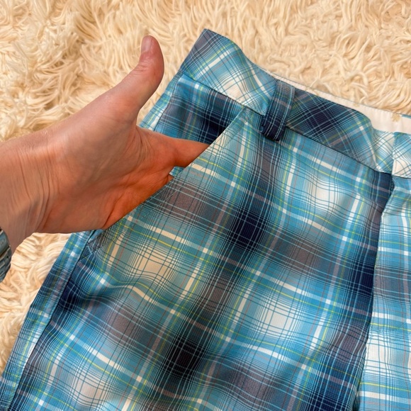 NWOT Puma Men's Plaid Tech Lightweight Stretch Shorts w 28 blue white pockets - Picture 2 of 9